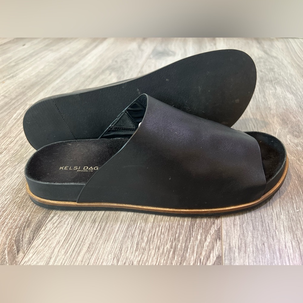 Kelsi Dagger black slides - Picture 5 of 6